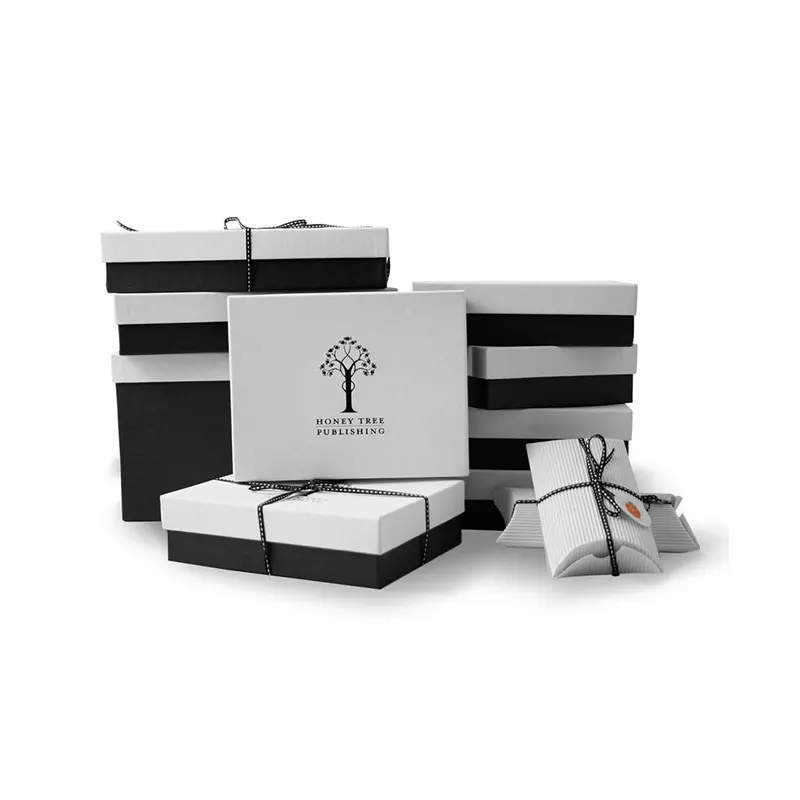 Luxury Apparel Boxes